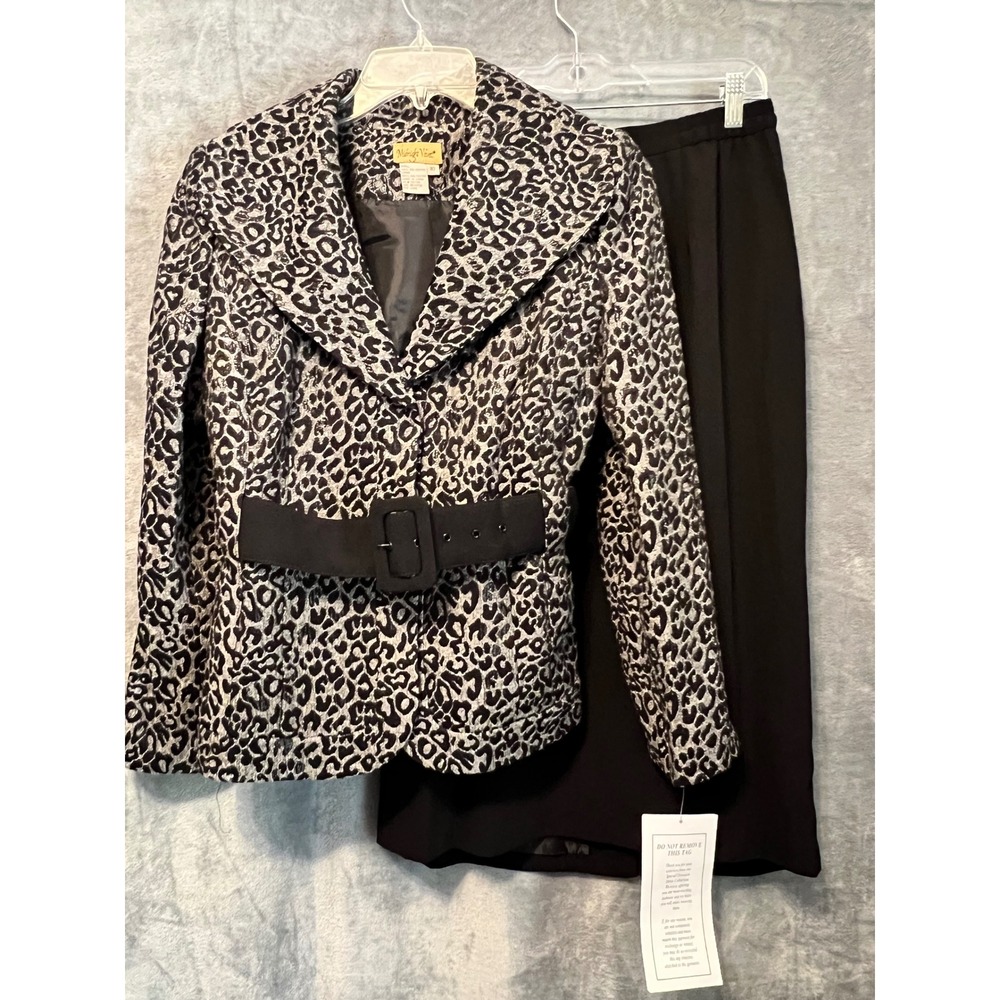 Midnight Velvet Leopard Print Jacketโ Skirt Set Belted Women Size 10 Chic